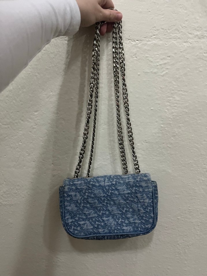 Zincir Detaylı Mavi Denim Kadın Çanta - Görsel 3