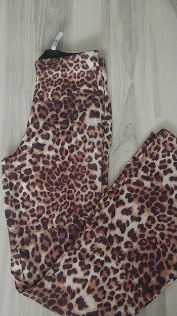 34 Beden Leopar desenli kumaş pantolon