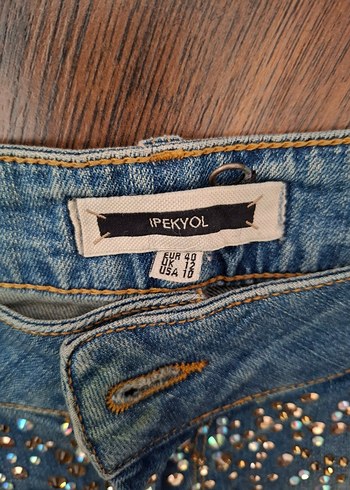 l Beden İPEKYOL TAŞLI JEAN ŞORT