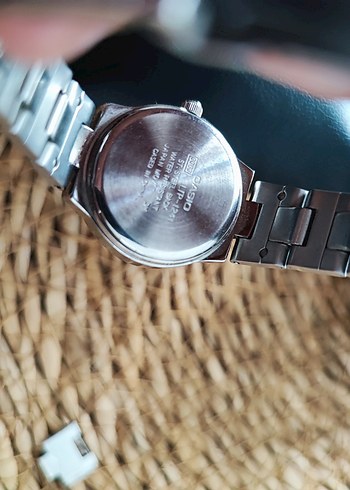 orijinal Casio kadin Kol Saati - Görsel 3