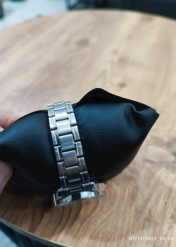 Gri Klasik Kadın Kol Saati - Görsel 2