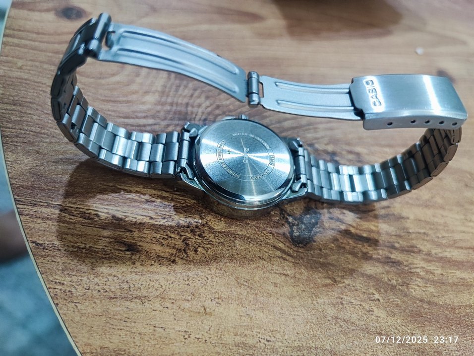 Gri Klasik Kadın Kol Saati - Görsel 5