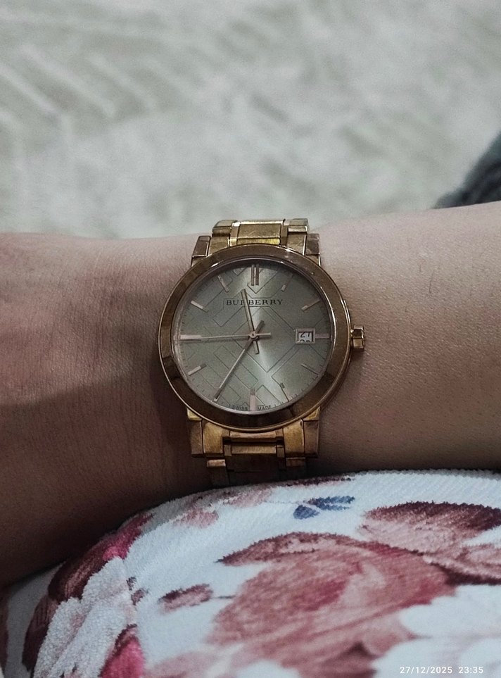 Burberry Kadın  Saati - Görsel 2