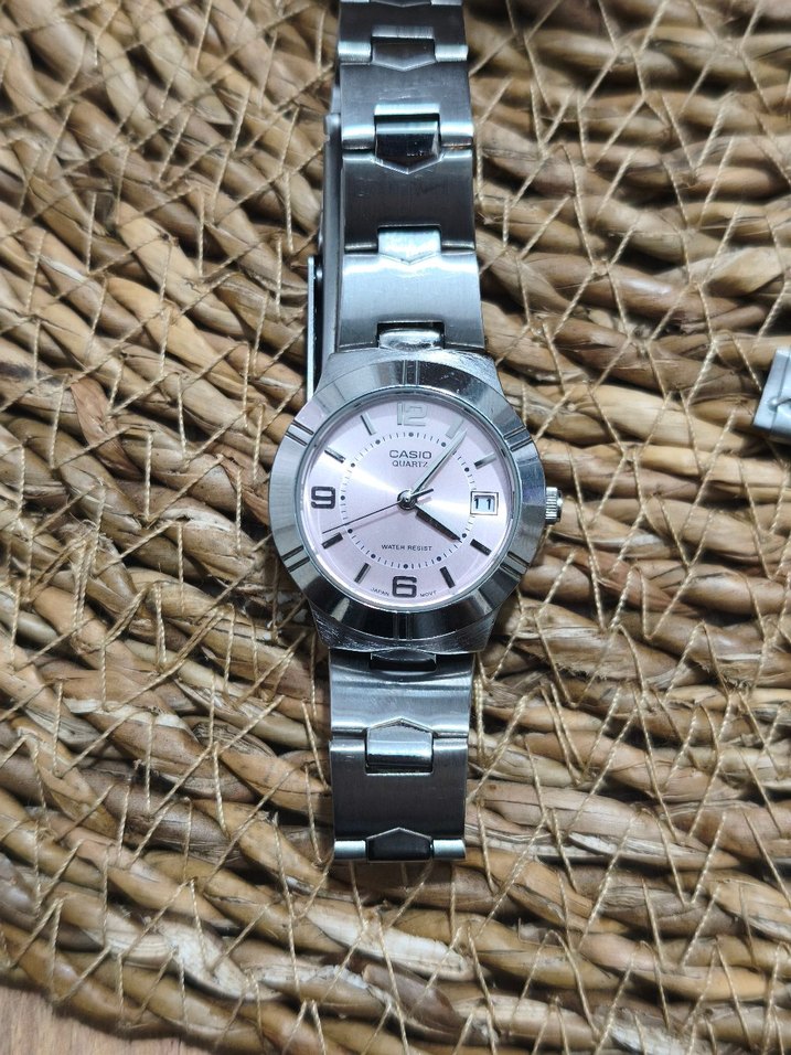 Bej Klasik Kadın Kol Saati Metal Kordonlu - Görsel 5