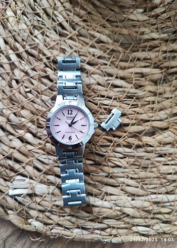 Casio Pembe Minimalist kadın Saati - Görsel 2
