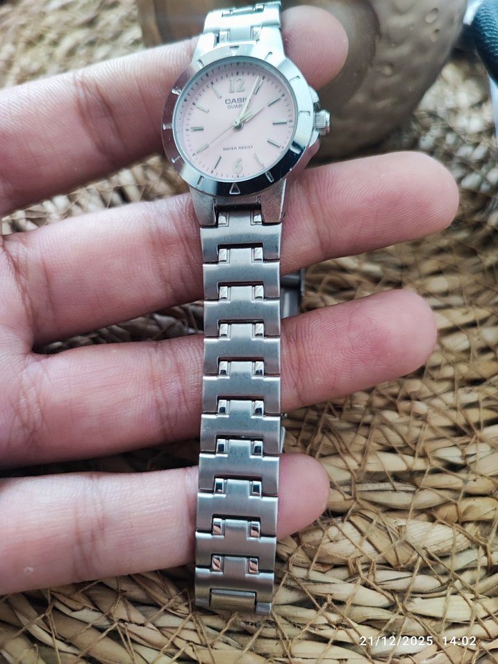 Casio Pembe Minimalist kadın Saati - Görsel 4