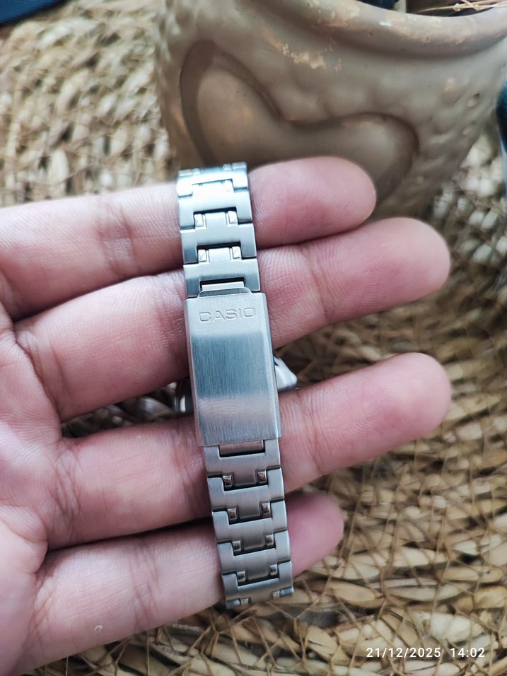 Casio Pembe Minimalist kadın Saati - Görsel 3