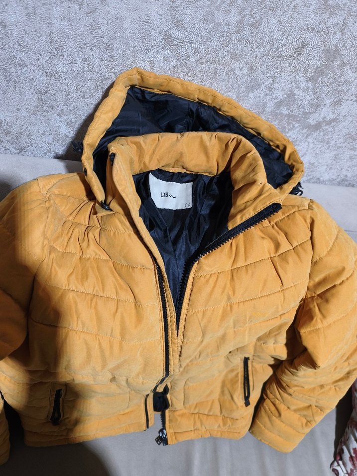 Kapüşonlu Kış Montu - Görsel 4