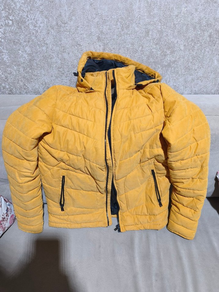 Kapüşonlu Kış Montu - Görsel 2