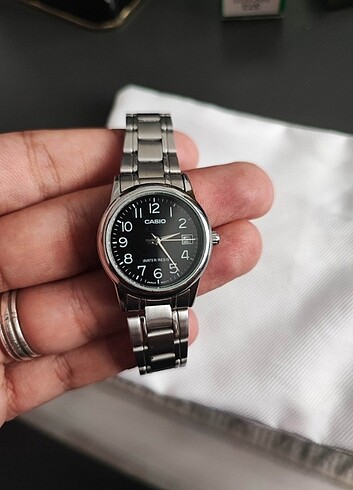 Orijinal Casio kadın saati 
