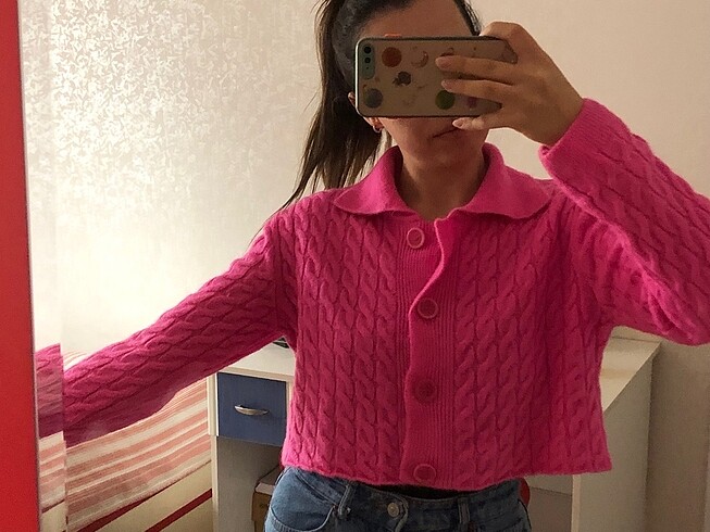Pembe crop hırka