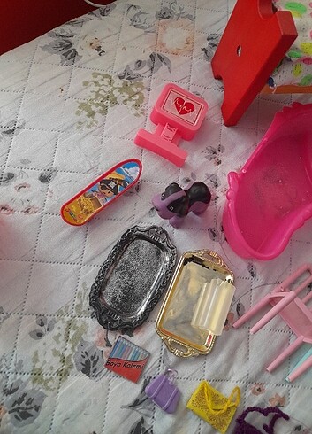 Barbie barbie eşyaları