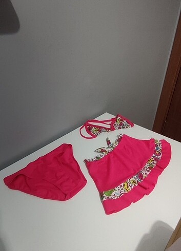 Kız çocuk bikini