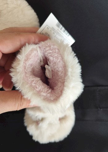 BEBEK PANDUF PATİK Kürklü Beyaz Kız Ev Terliği - Görsel 4