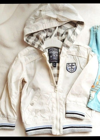 1 yaş BEBEK BEYAZ YAĞMURLUK CEKET - Görsel 2