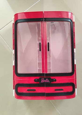 Barbie BEBEK OYUNCAK GARDROP