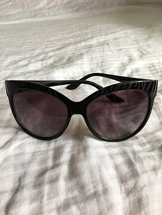 Bershka Cat eye güneş gözlüğü