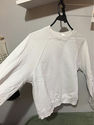 h&m beyaz sweatshirt