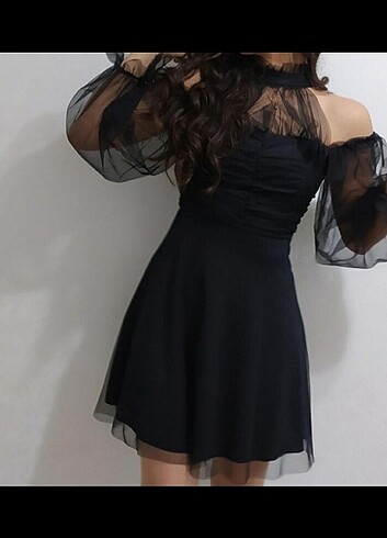 Siyah elbise 