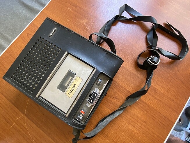 Eski Philips ses kayıt cihazı