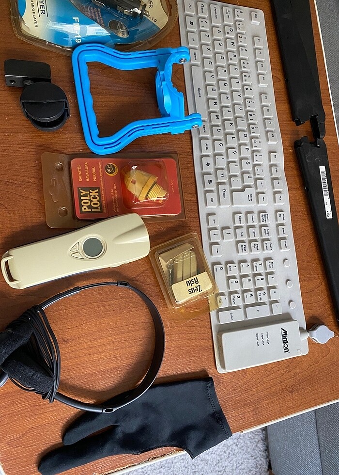 Çeşitli eşyalar toplu olarak - Görsel 3