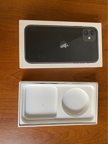  Beden Renk Apple iPhone 11 Black hasarlı Orjinal kutusu