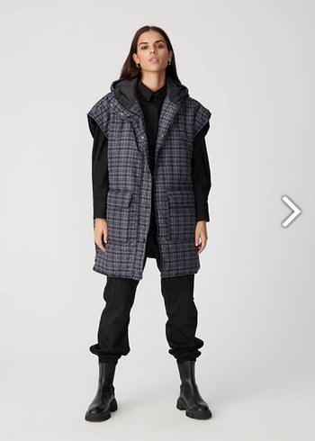 Gri Ekose Desenli Kadın şişme yelek - Görsel 2