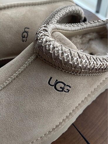 Ugg Tazz Platform Slippers / Beige