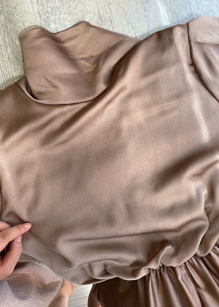 Hülya Keser vizon saten abiye ???? - Görsel 3