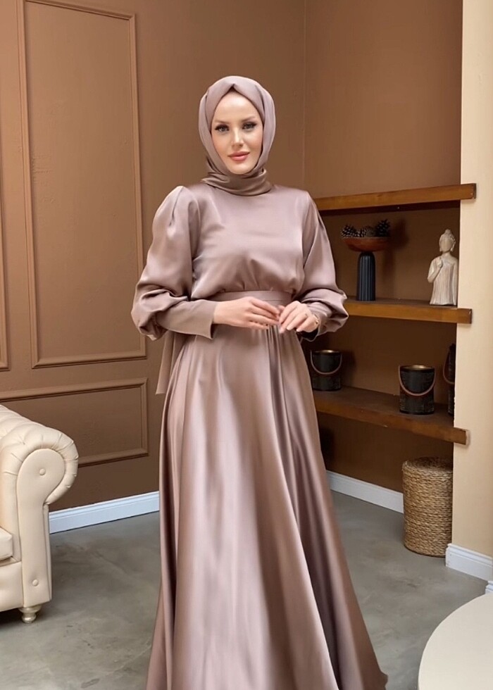 Hülya Keser vizon saten abiye ???? - Görsel 4