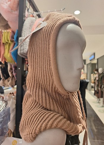 Bej Örgü Kadın Bere - Görsel 2
