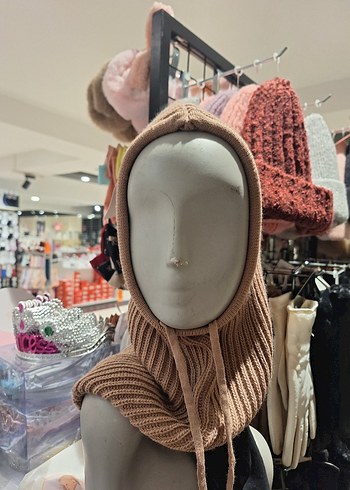 Bej Örgü Kadın Bere - Görsel 3