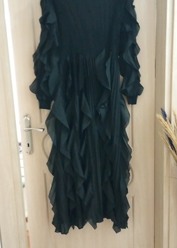 Diğer Uzun Kollu Siyah Fırfırlı Gotik abiye standart 42.44.46 48