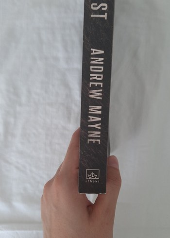  Natüralist - Andrew Mayne