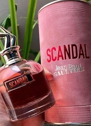 Jean Paul Gaultier Jean Paul Glautter Scandal 90 ml Kadın Parfümü 