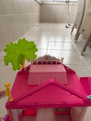 Beden Barbie chelsea ev seti ve bisikleti