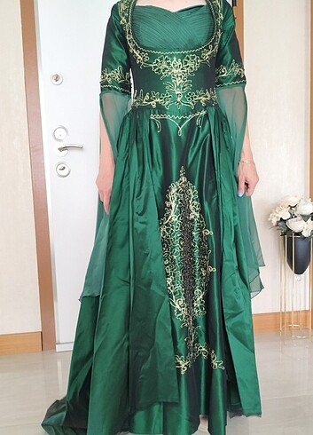 Diğer Hürrem Sultan Modeli Kına Elbisesi
