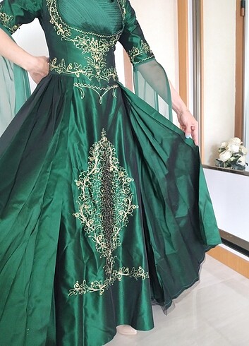s Beden yeşil Renk Hürrem Sultan Modeli Kına Elbisesi