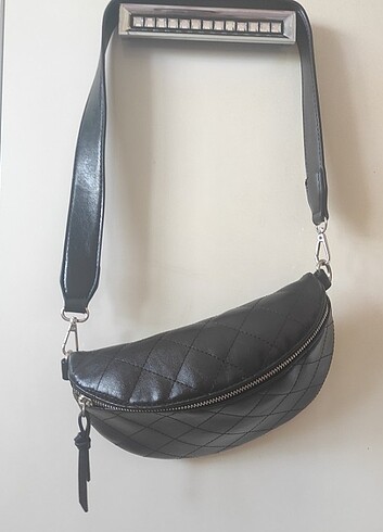 Stradivarius Bel Çantası 