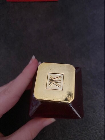 Prada baccarat parfüm