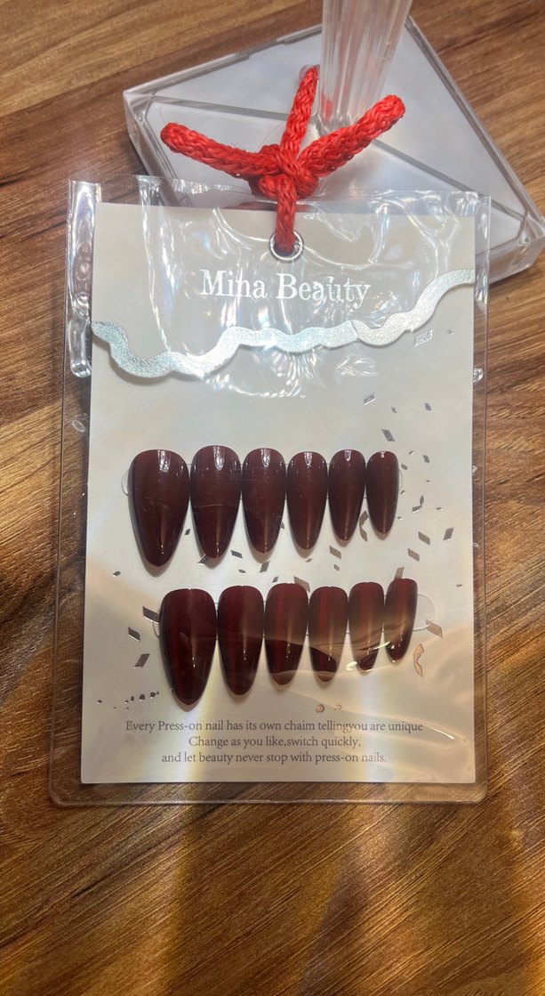 Flash efektli kırmızı takma tırnak - Görsel 3