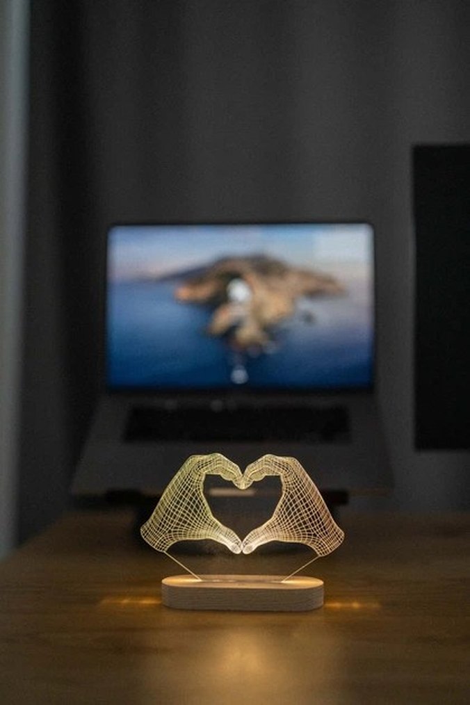 Bej Kalp Figürlü 3D LED Masa Lambası - Görsel 4