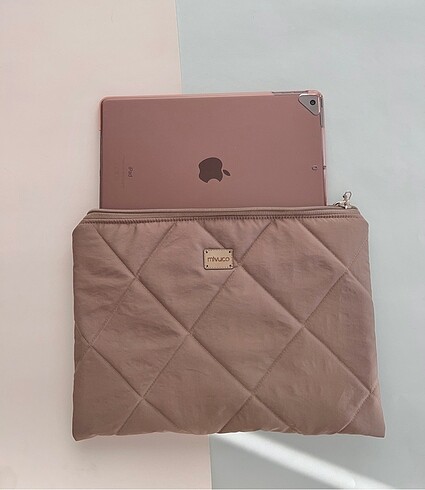 Tablet çantası
