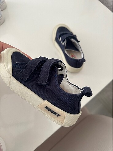 24 Beden 24 numara converse tipi ayakkabı