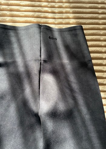 Oysho neopran tayt pantolon - Görsel 4