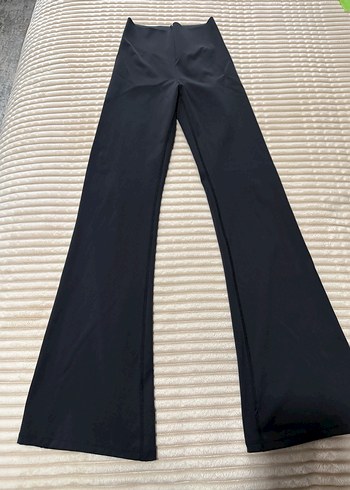 Oysho Siyah Kadın Bol Paça Esnek Kumaş Pantolon - Görsel 4