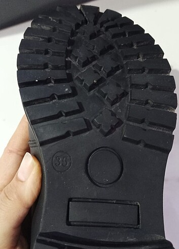 LC Waikiki Siyah bot