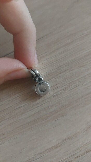 Pandora Pandora charm