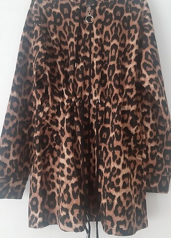 Leopar Desenli Üst 