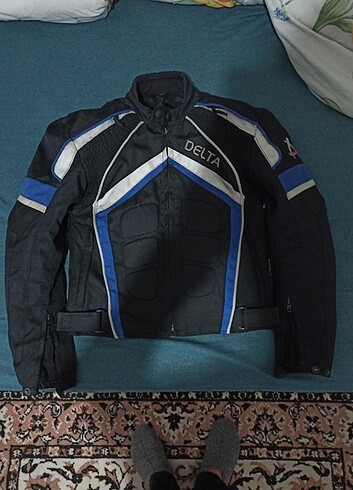Motorcu montu